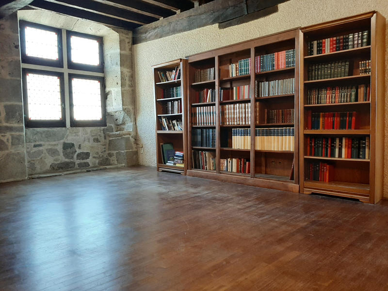 Maison - 350 m² - 10 pièces