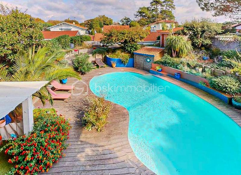 Maison - 134 m² - 5 pièces