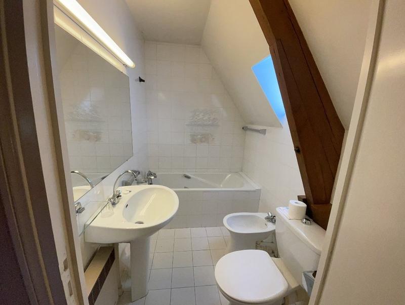 Maison - 311 m² - 10 pièces