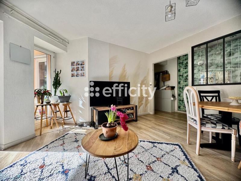 Appartement - 85 m² - 4 pièces