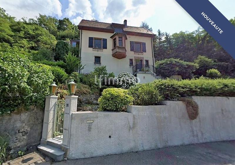 Maison - 137 m² - 5 pièces