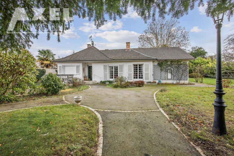 Maison - 225 m² - 6 pièces