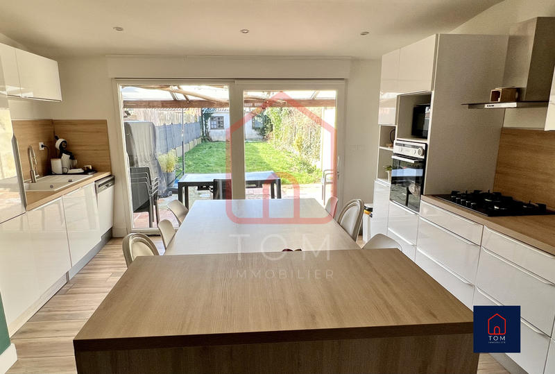 Maison - 124 m² - 5 pièces