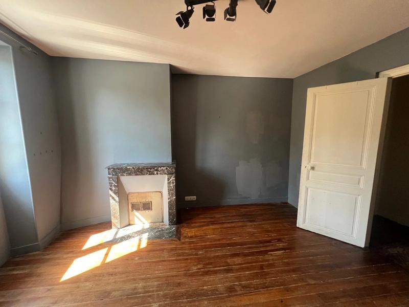 Appartement - 125 m² - 6 pièces