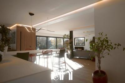 Maison - 265 m² - 8 pièces