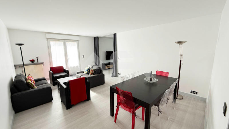 Appartement - 92 m² - 4 pièces