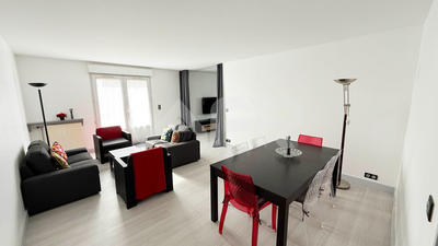 Appartement - 92 m² - 4 pièces