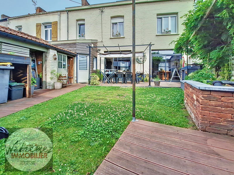 Maison - 185 m² - 7 pièces