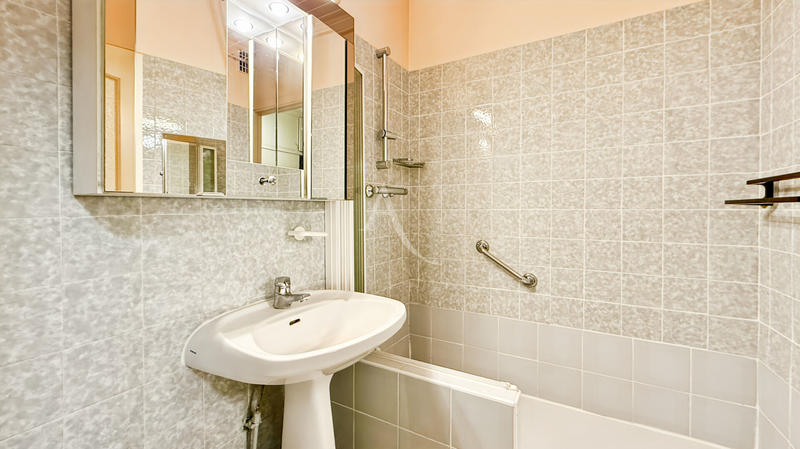 Appartement - 72 m² - 3 pièces