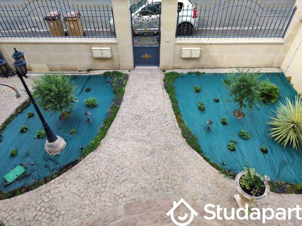 Chambre - 11 m² - 1 pièce