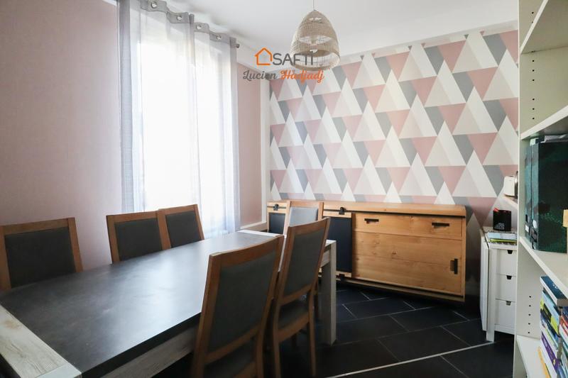 Maison - 90 m² - 6 pièces