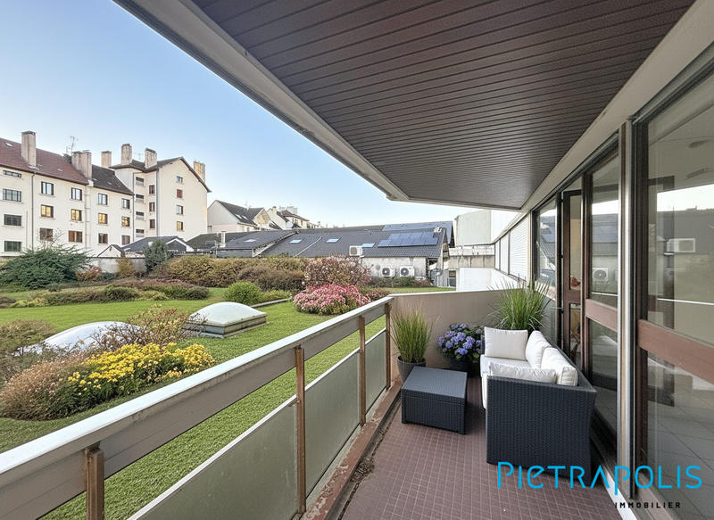 Appartement - 111 m² - 5 pièces