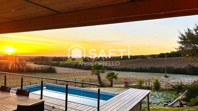 Maison - 150 m² - 5 pièces