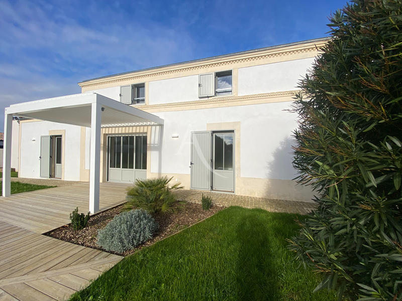 Maison - 176 m² - 6 pièces