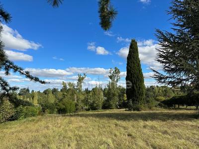 Terrain constructible - 2 497 m²