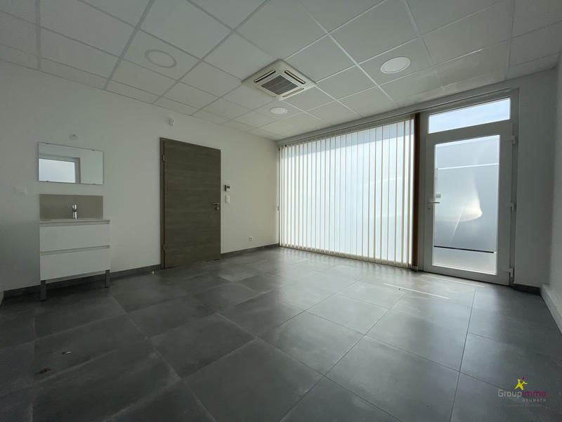 Local d'activités - 78 m² - 3 pièces