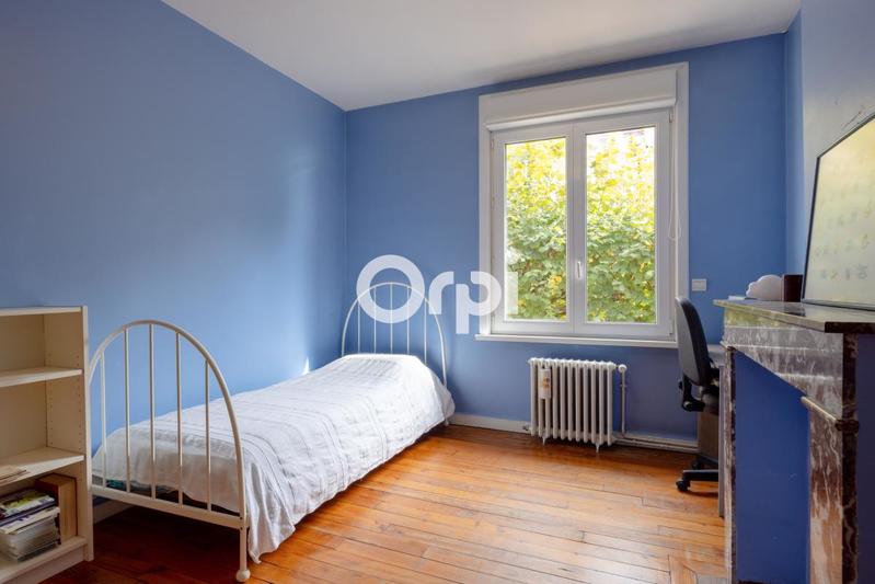 Maison - 215 m² - 7 pièces