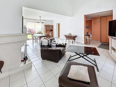 Maison - 152 m² - 7 pièces