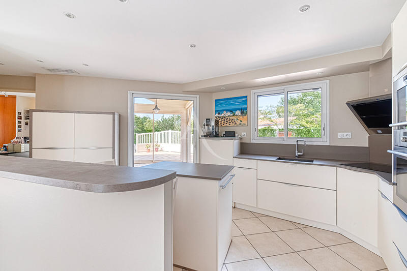 Maison - 155 m² - 7 pièces