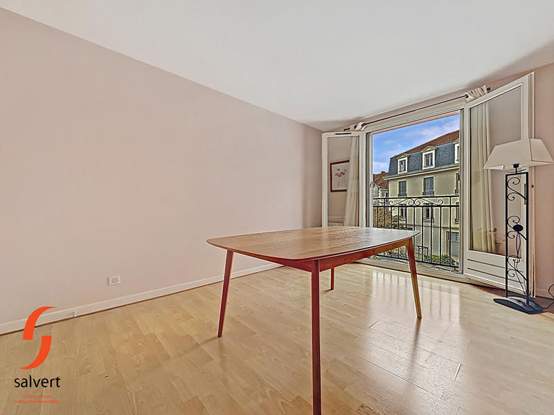 Appartement - 94 m² - 4 pièces