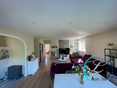 Maison - 140 m² - 6 pièces