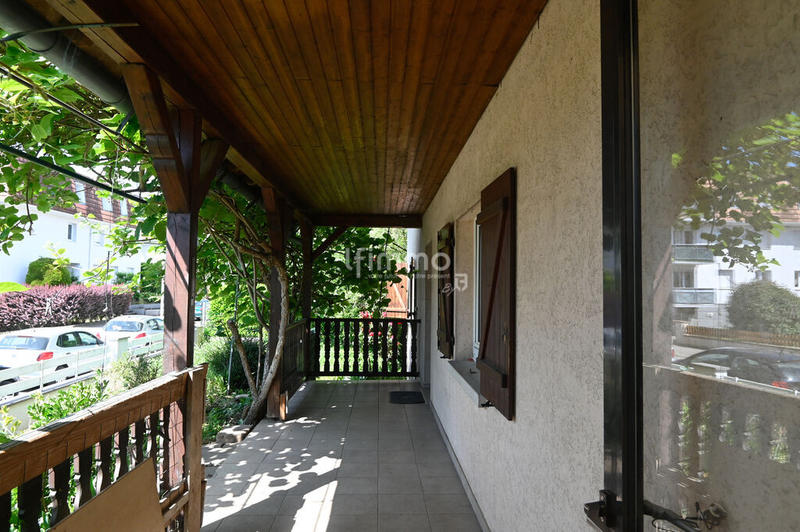 Maison - 194 m² - 8 pièces