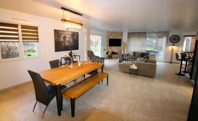 Villa - 180 m² - 5 pièces