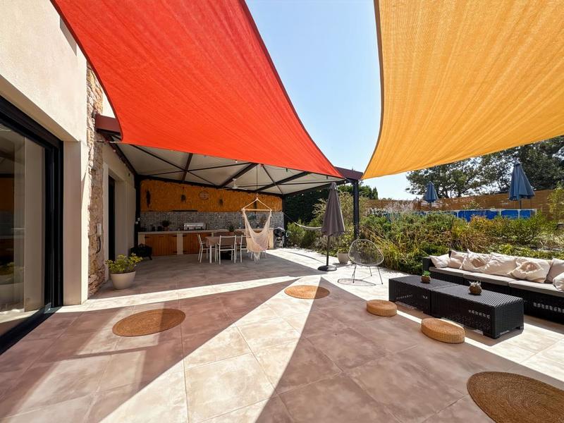 Maison - 185 m² - 4 pièces