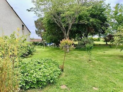 Demeure - 194 m² - 8 pièces