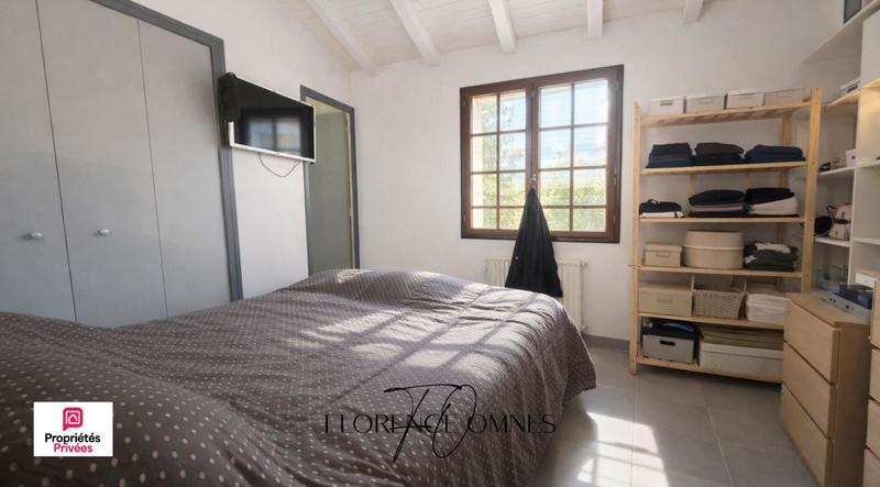 Maison - 196 m² - 9 pièces