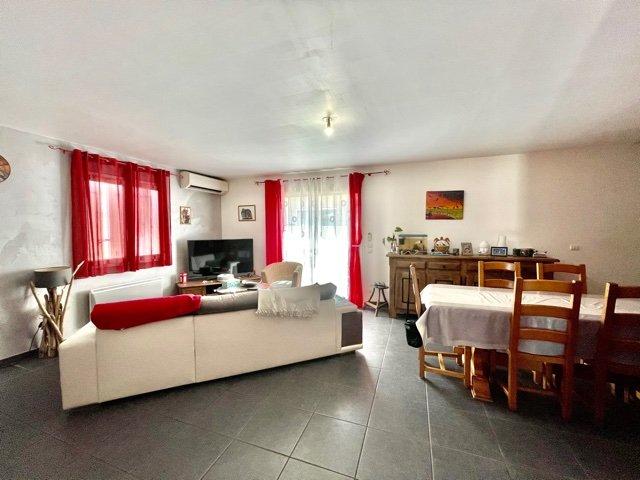 Villa - 100 m² - 4 pièces