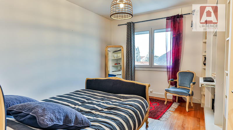 Appartement - 82 m² - 3 pièces