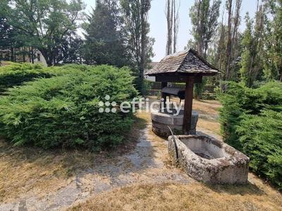 Maison - 272 m² - 11 pièces