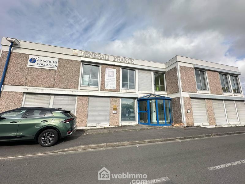 Bureau - 400 m² - 16 pièces