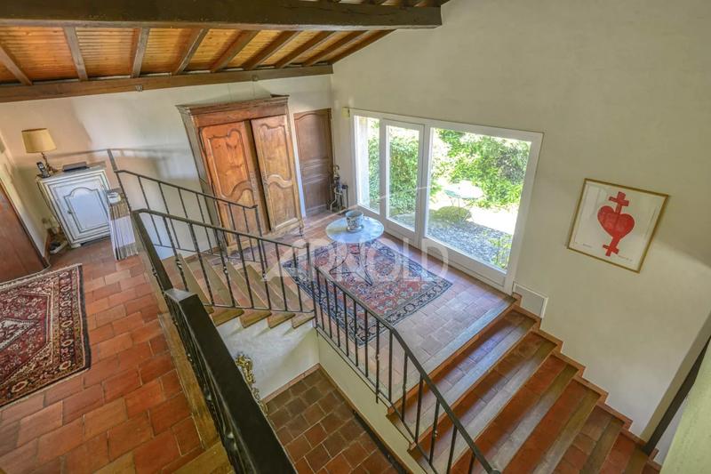 Maison - 180 m² - 7 pièces