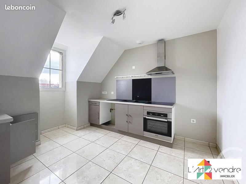 Maison traditionnelle - 148 m² - 6 pièces