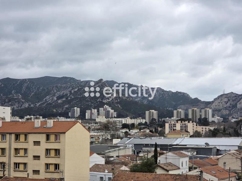 Appartement - 80 m² - 3 pièces