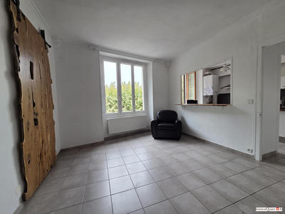 Appartement - 98 m² - 5 pièces