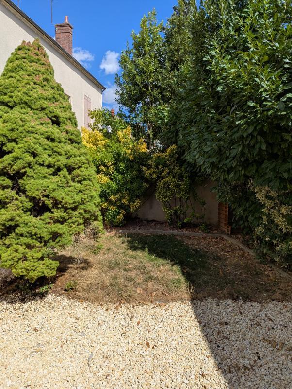 Maison - 104 m² - 4 pièces