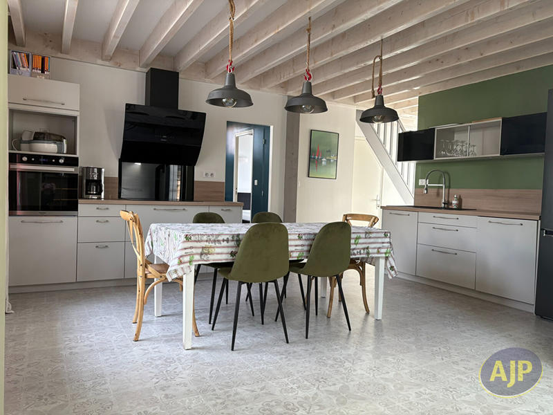 Maison - 113 m² - 4 pièces