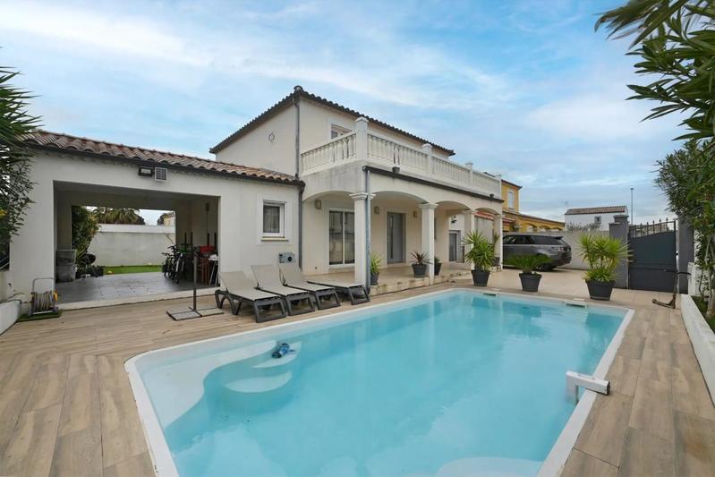 Maison - 150 m² - 5 pièces