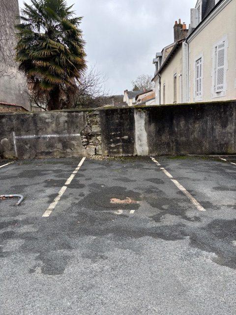 Parking / Garage - 11 m²