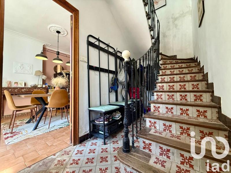 Maison - 220 m² - 9 pièces