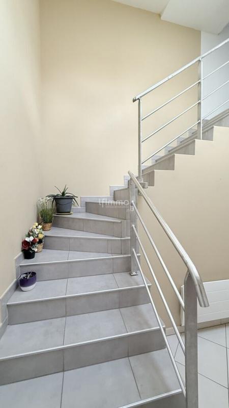 Maison de ville - 160 m² - 5 pièces