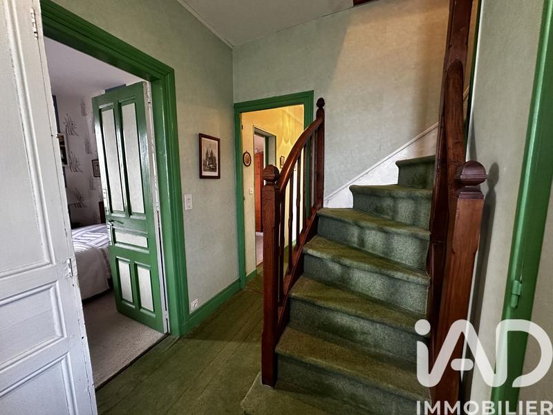 Maison - 158 m² - 8 pièces