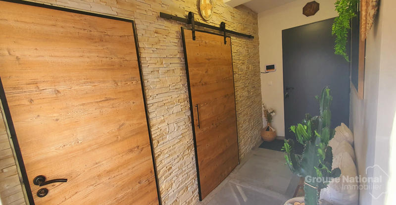 Maison - 102 m² - 4 pièces