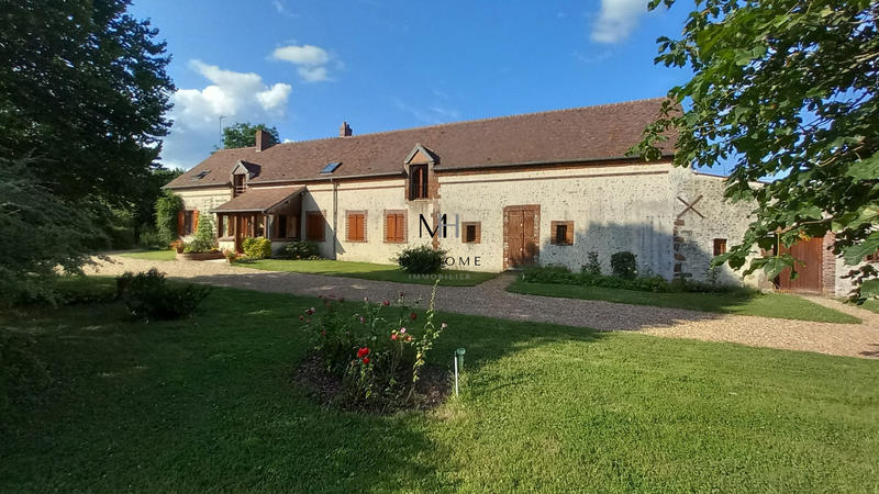 Maison ancienne - 248 m² - 8 pièces