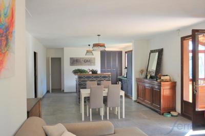 Maison - 140 m² - 7 pièces