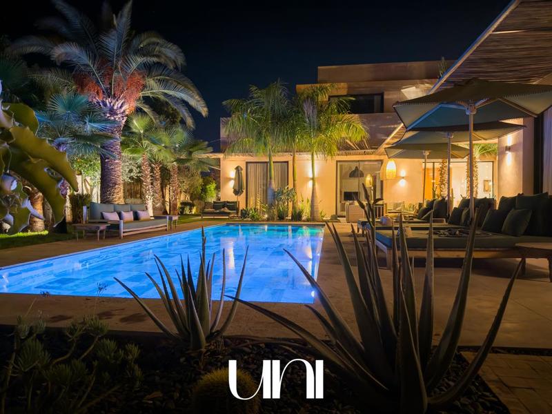 Villa - 640 m² - 11 pièces