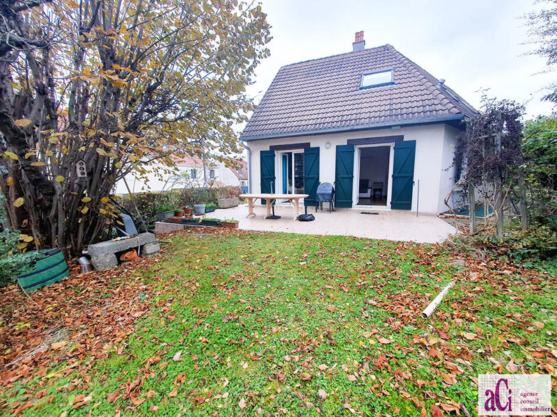 Maison - 135 m² - 7 pièces